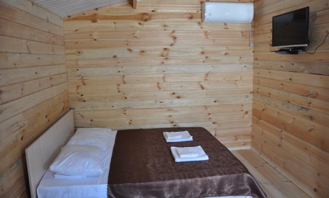Гостевой Комплекс Парус Hotell New Athos Exteriör bild